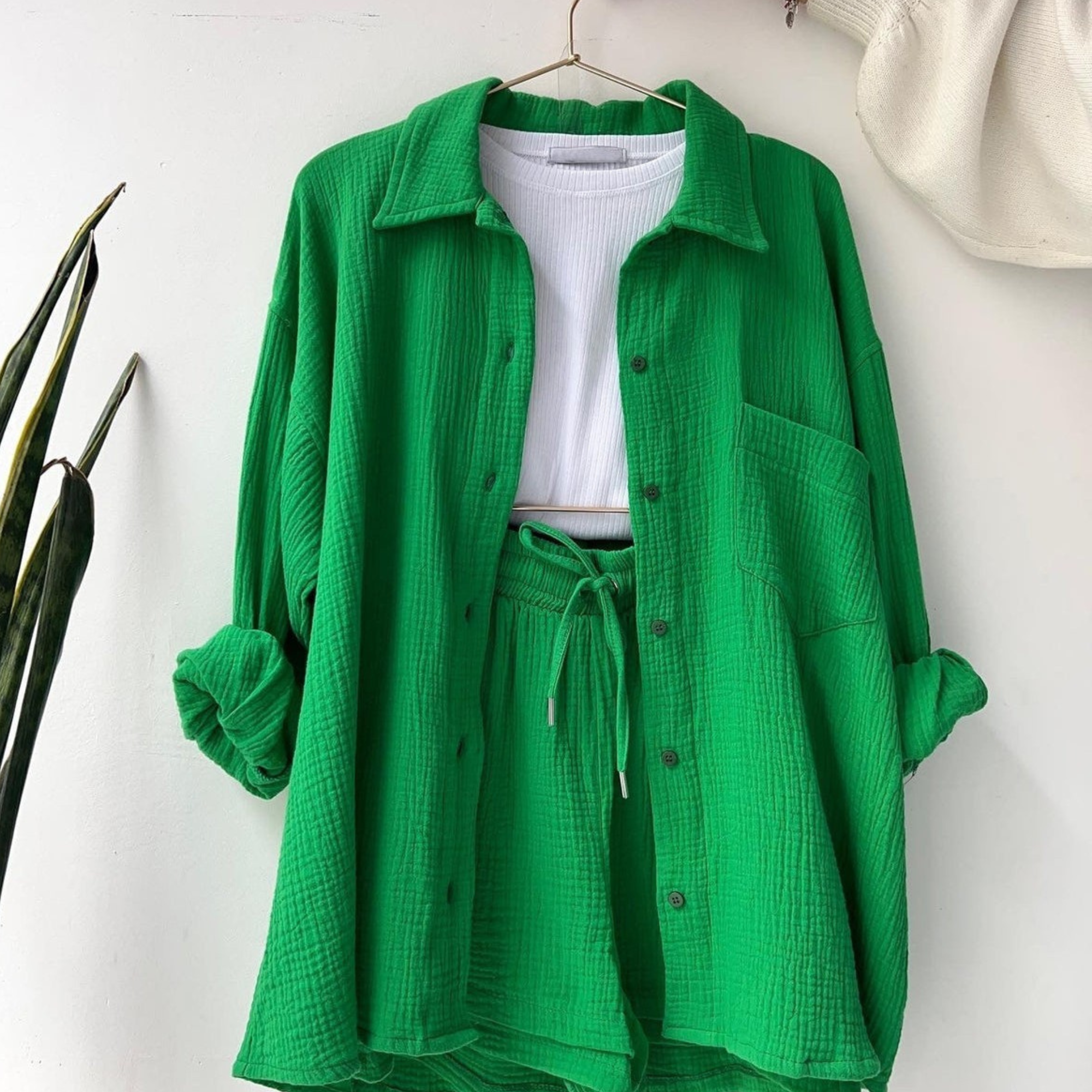 Emerald Bliss - Women’s Cotton Two-Piece Set