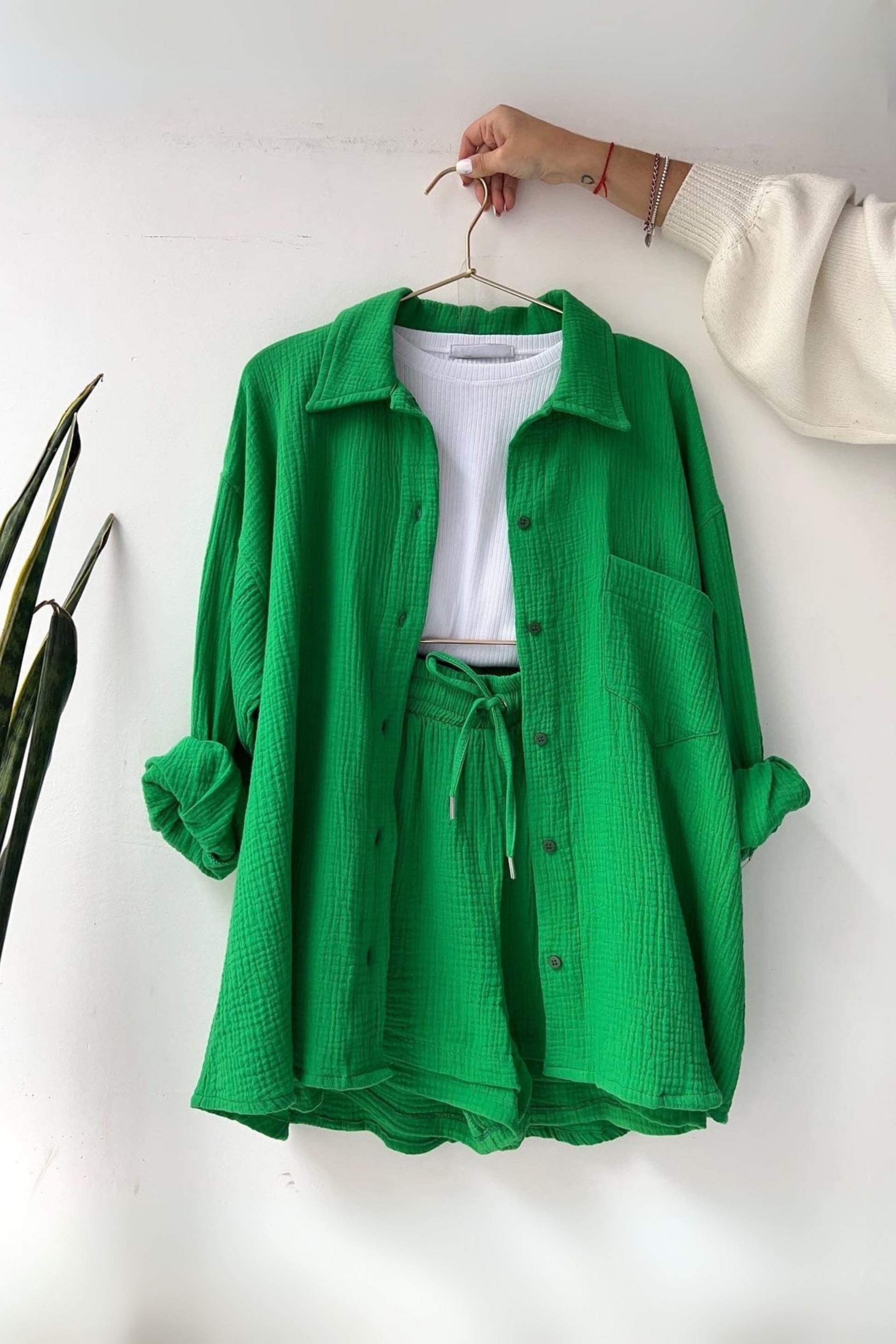 Emerald Bliss - Women’s Cotton Two-Piece Set