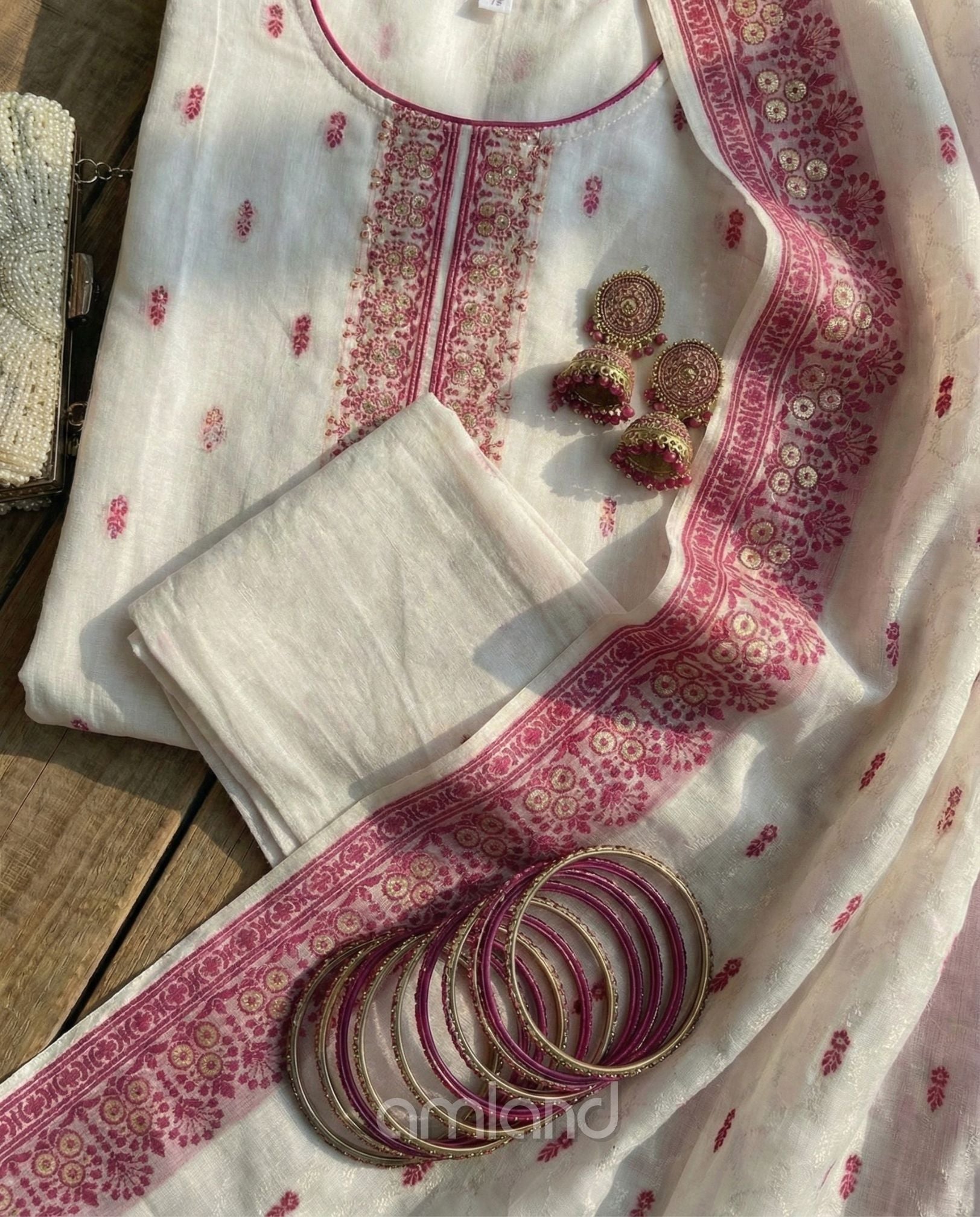 Ivory Banarasi Jacquard Zari Suit Set with Matching Dupatta