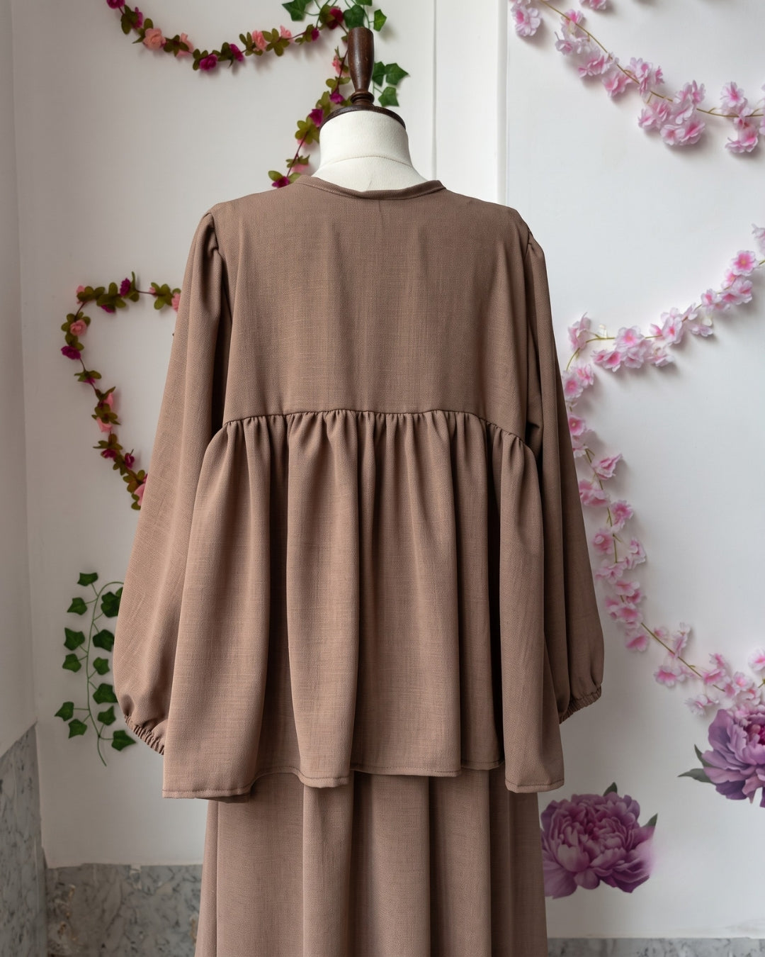 Neria - Relaxed Gathered Peplum Lounge Co-Ord Set