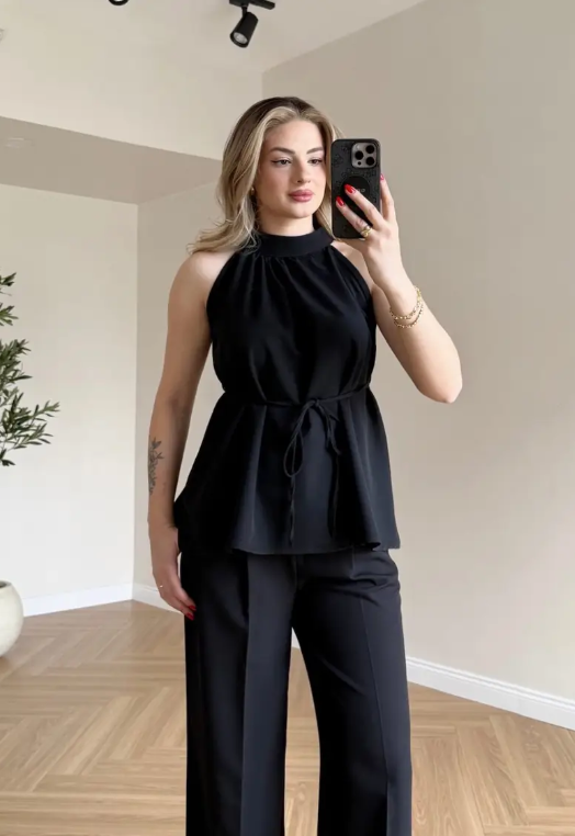 Zoya - Burgundy Halter Black Neck Wide Leg Co-Ord Set