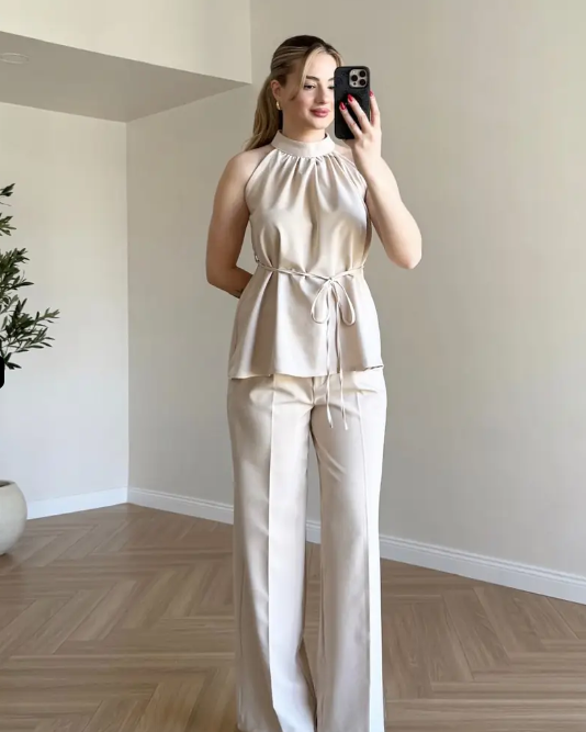 Zoya - Burgundy Halter Cream Neck Wide Leg Co-Ord Set